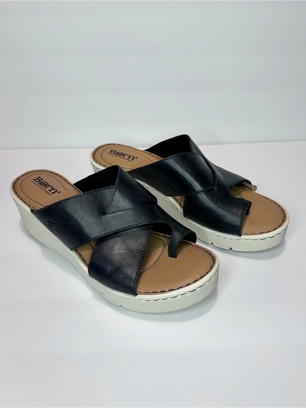Born Shilo Platform Wedge Sandal Black & White US 10